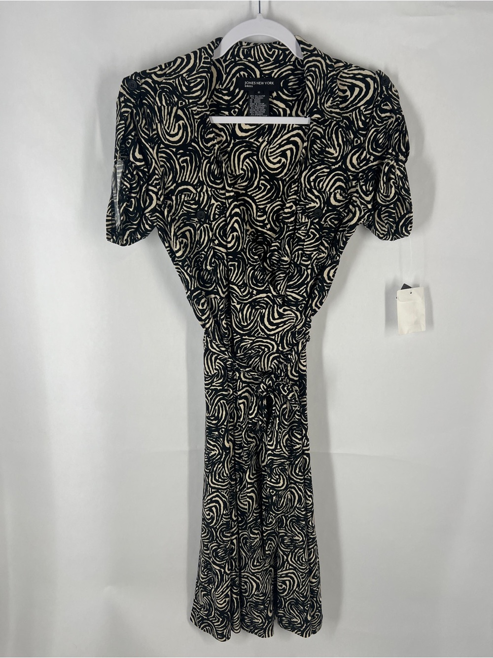Jones New York Full Bloom Wrap Dress Size 6 Black Cream Abstract Print NWT